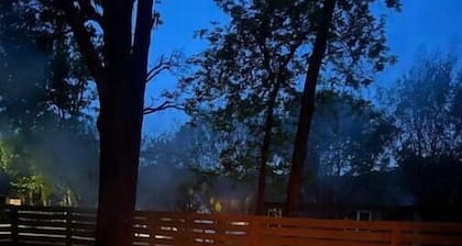 Vacation home in Tool Kemp, Firepit, Boat Ramp Access 5Min Walk Cedar Creek Lake