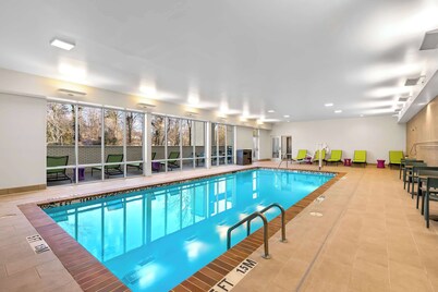 Home2 Suites By Hilton Hendersonville