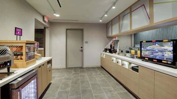 Free daily continental breakfast