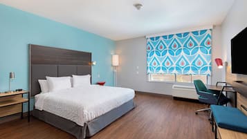 Room, 1 King Bed, Accessible (Roll-In Shower)