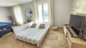 5 chambres, fer et planche à repasser, Wi-Fi gratuit