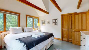 2 chambres, fer et planche Ă repasser, Wi-Fi, draps fournis