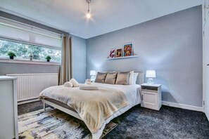 3 dormitoris, escriptori i wifi