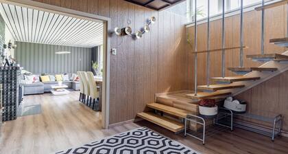 Fantastic 170m2 Villa with a big garden in a quiet neighborhood