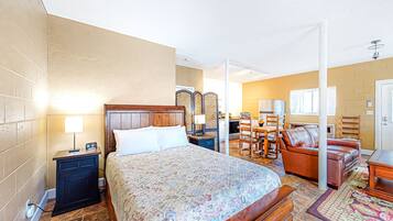 Fer et planche Ă repasser, accĂšs Internet, draps fournis