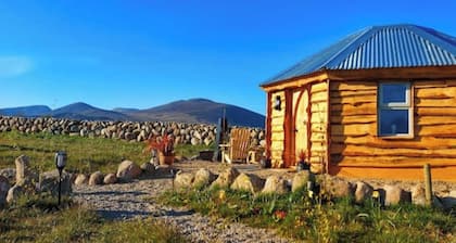 The Wren's Log Cabin Willowtree Glamping Mournes