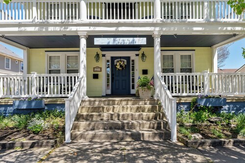 Crocus by the Sea Ocean Serenade close to everything free beach and pet friendly