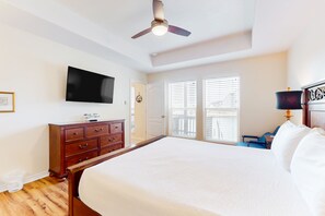 3 bedrooms, WiFi, bed sheets, wheelchair access