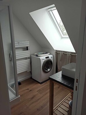 Interior - Appartement 2 Chambres Sous Rampants de 39m2 Environ à Lesneven (Lesneven)