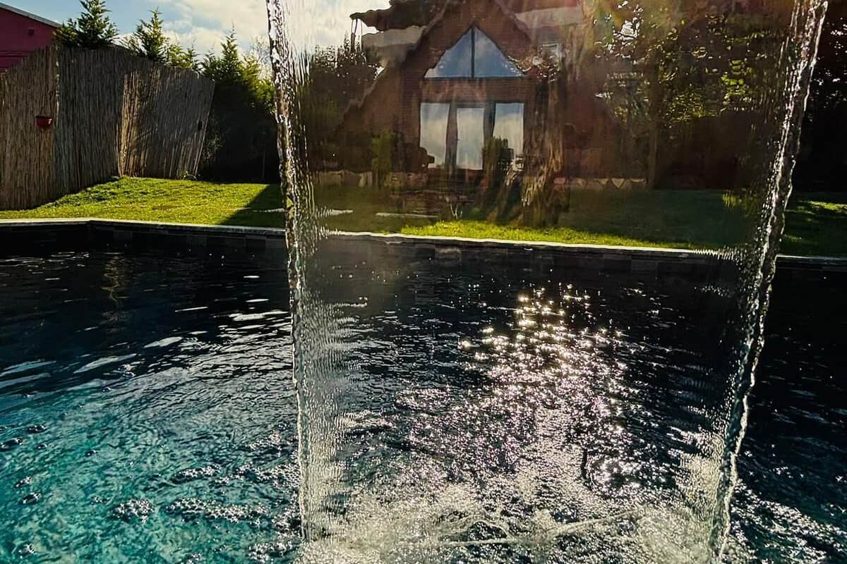Superior Bungalow, 3 Bedrooms, Non Smoking, Pool View | Desk, laptop workspace, soundproofing, free WiFi