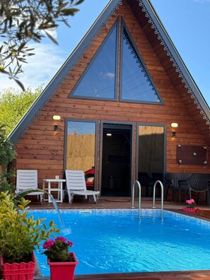 Bureau, espace de travail pour ordinateur portable