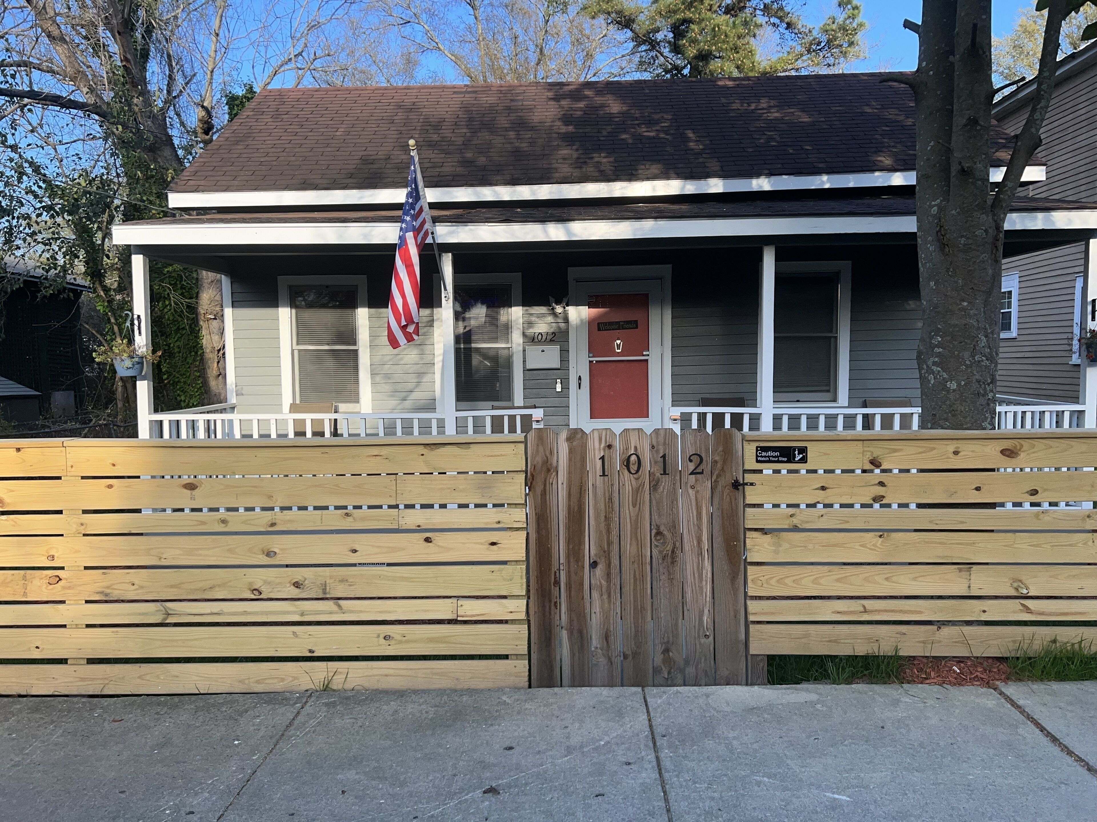 Cozy Oasis On 5th Ave mins. from Downtown Vibrant Nightlife and Dining Scene!