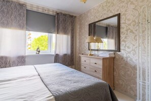 2 bedrooms, iron/ironing board, travel crib, free WiFi