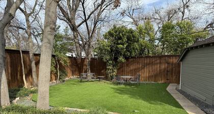 Private Dallas/Bishop Arts Retreat