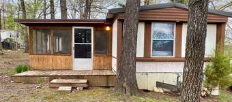 The Nest.  A cozy lake house within walking distance of Lake Wappapello.