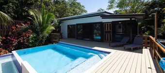 Villa Acacia- private swimming pool