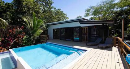 Villa Acacia- private swimming pool