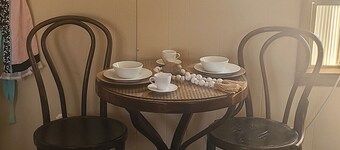 SOLAR ECLISPE! Cozy Wappapello Lake Cabin!  