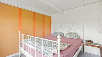 3 chambres, fer et planche à repasser, Wi-Fi gratuit