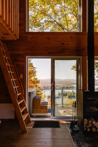 Cozy cabin - lake view 