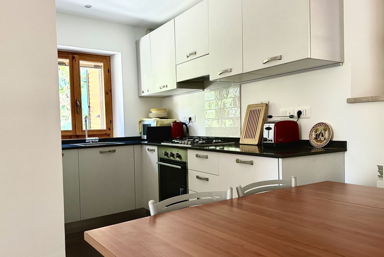 Fridge, oven, dishwasher