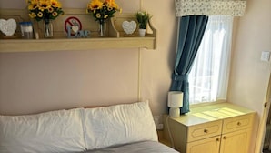 Ảnh chưa phân loại, 2 trong số 32 ảnh, nút