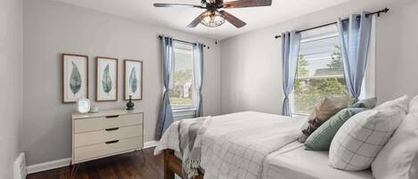 3 Schlafzimmer, Bügeleisen/Bügelbrett, Reisekinderbett, WLAN