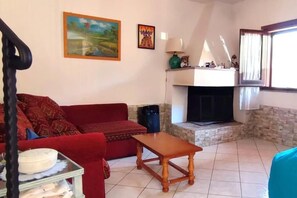 Living area - 3 Bedroom Villa in Cuili Murvoni (Cuili Murvoni)