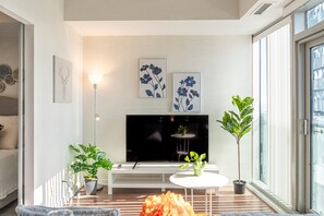 Junior Condo | Living area