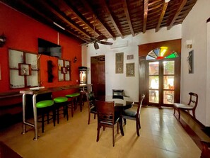 Free daily full breakfast - Hotel La Palma Centro Histórico (Santa Marta)