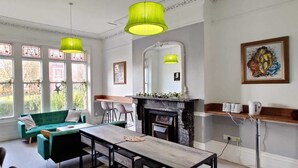 Restaurant - Newsham House (Liverpool)