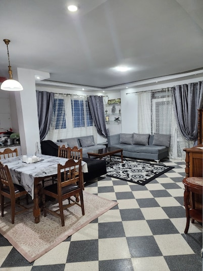 Appartement chaleureux et convivial - À 5 minutes de la plage!