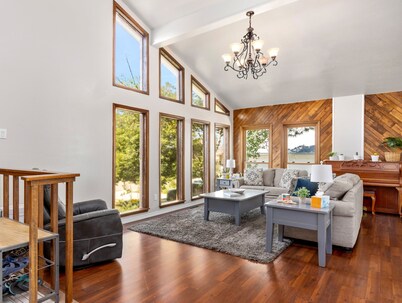 Stylish 4 level home in a quiet safe neighborhood nestled in a cul-de-sac. 