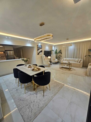 Apartment with garden 