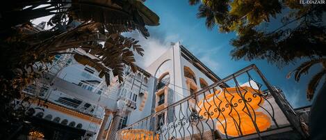 숙박 시설 정면