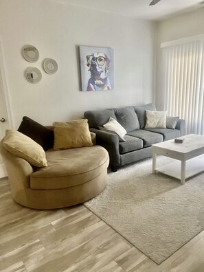 Smart TV, books, computer monitors