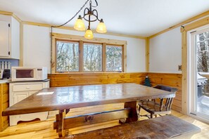 Dining - Dog-friendly cabin with pools, hot tub, tennis & pickleball - near Mt. Snow (Wilmington)