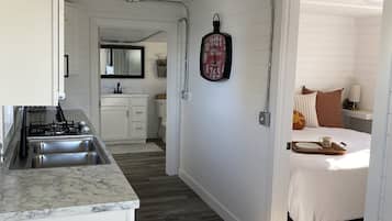 1 quarto, ferros/tábuas de passar roupa, Wi-Fi, roupa de cama