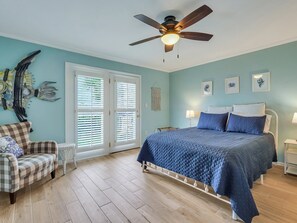 2 bedrooms, iron/ironing board, free WiFi, bed sheets - Grayson by the Sea, Walk to Beach, Pool Access (Tybee Island)