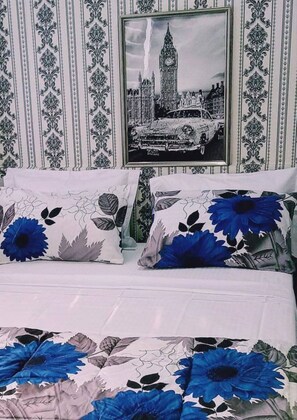 1 bedroom, free WiFi, bed sheets - le Studio Artisanal (Abidjan)