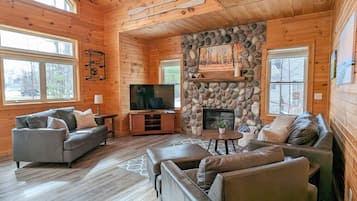 TV connectée, cheminée