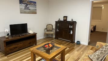 Smart TV, DVD player, books