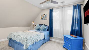 4 chambres, literie de qualité supérieure, bureau