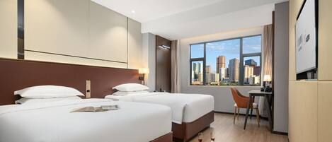 Basic Double Room | In-room safe, blackout drapes, soundproofing, iron/ironing board