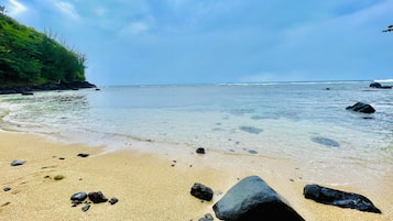 Sun loungers, beach towels