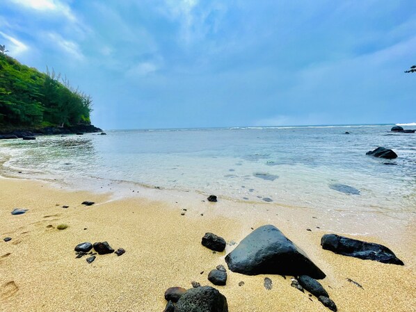Sun loungers, beach towels
