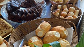 Desayuno continental incluido todos los días 