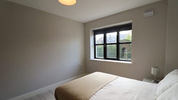 2 makuuhuonetta, silitysrauta/-lauta, Wi-Fi