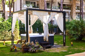 Imagen sin descripción, 3 de 62, botón