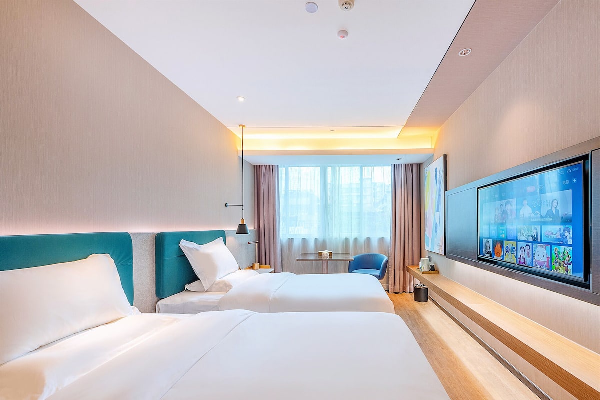 Superior Double or Twin Room, City View | Premium bedding, in-room safe, blackout drapes, free WiFi